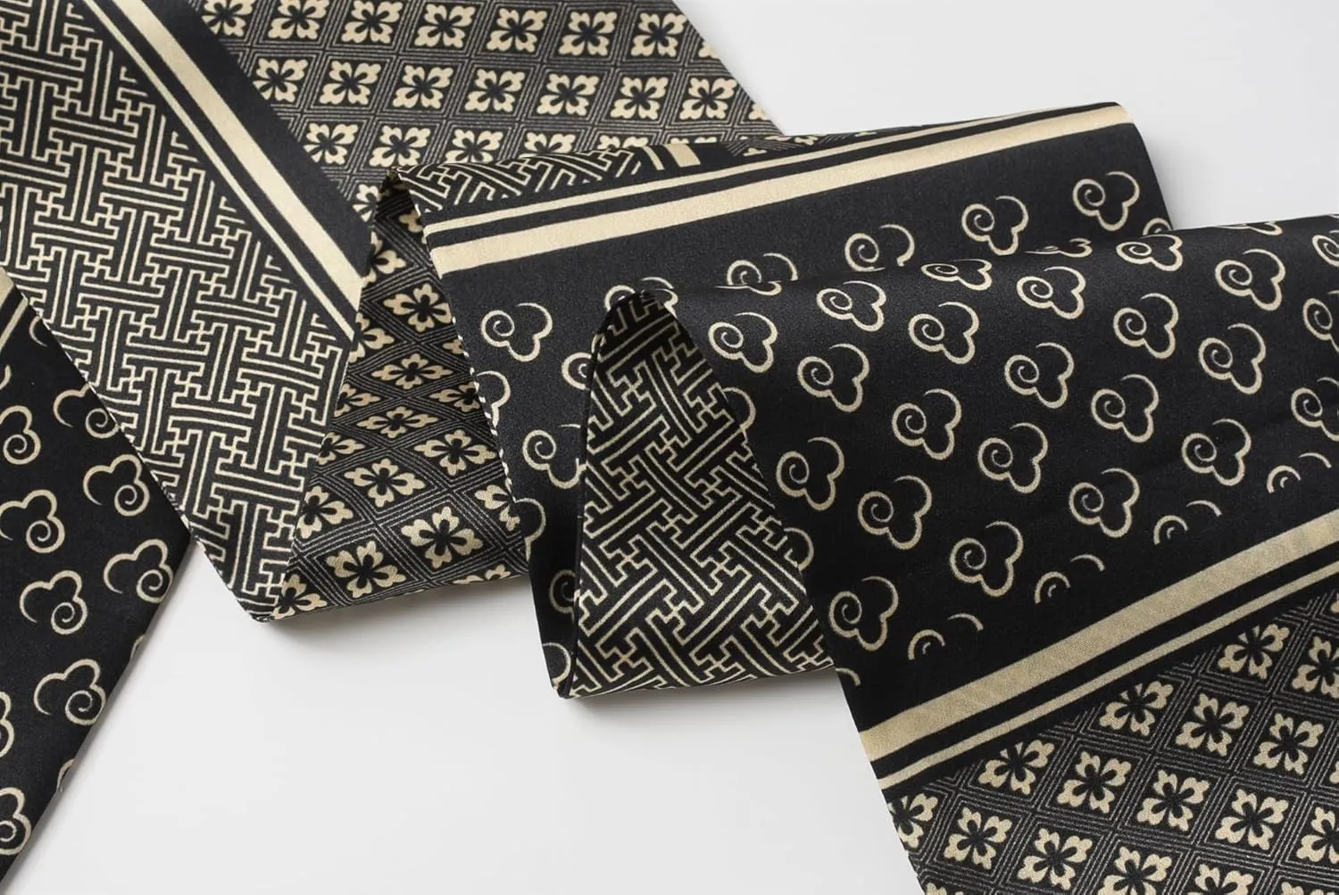 100% Mulberry Silk Scarf - Unisex Skin-Friendly Accessory for All Seasons (59"x7") With Gift Packed