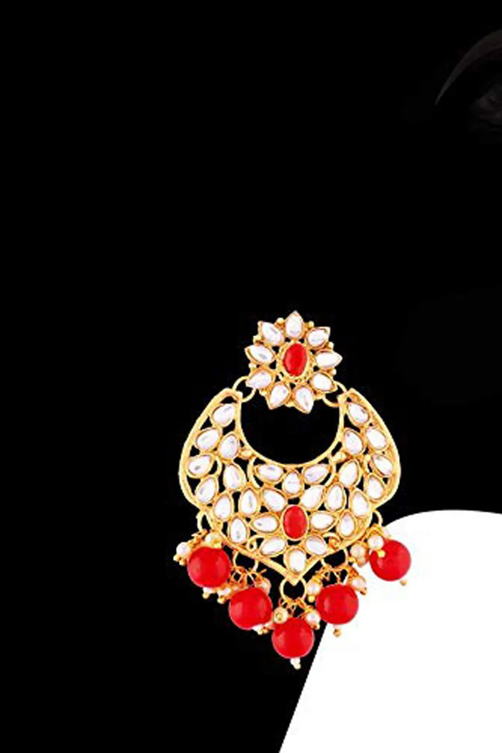 Alloy Necklace with Earrings and Maang Tikka in red