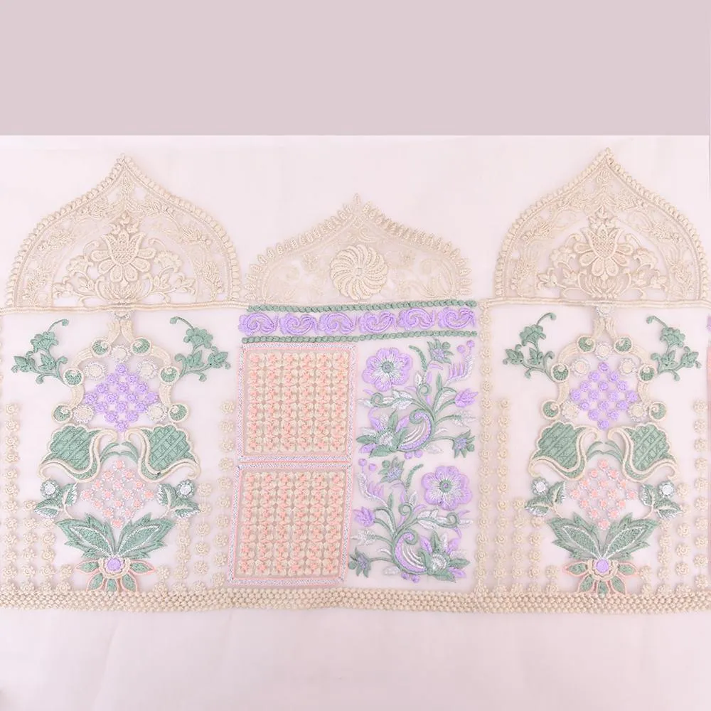 Flower Motif Embroidered Patch Cute Applique Badge Des-323