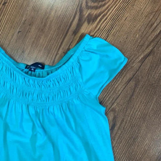 GAP kids SIZE 8 Shirt