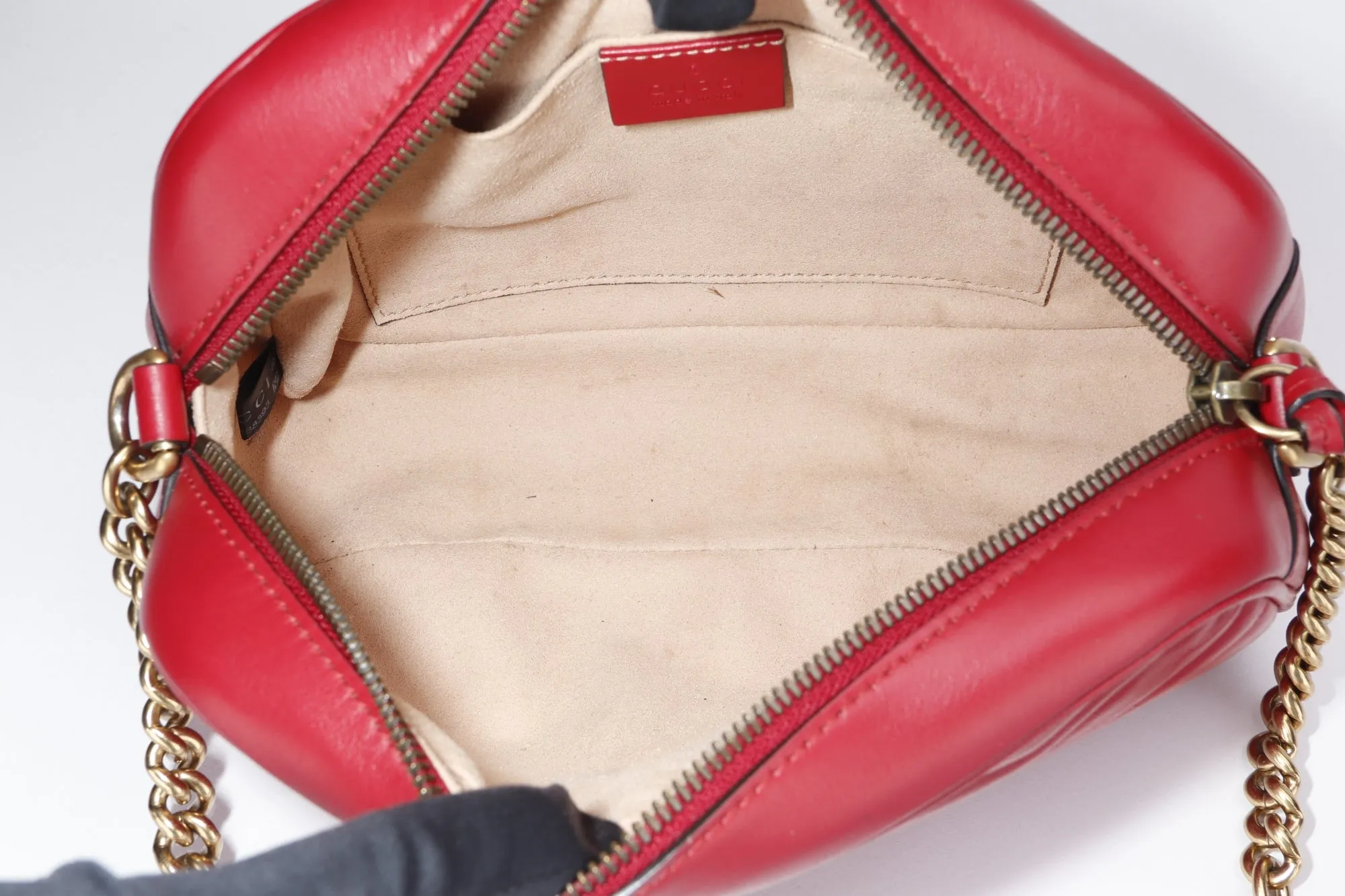 Gucci GG Marmont Shoulder Bag (447632 204991) Red Color Leather, Gold Hardware, no Dust Cover