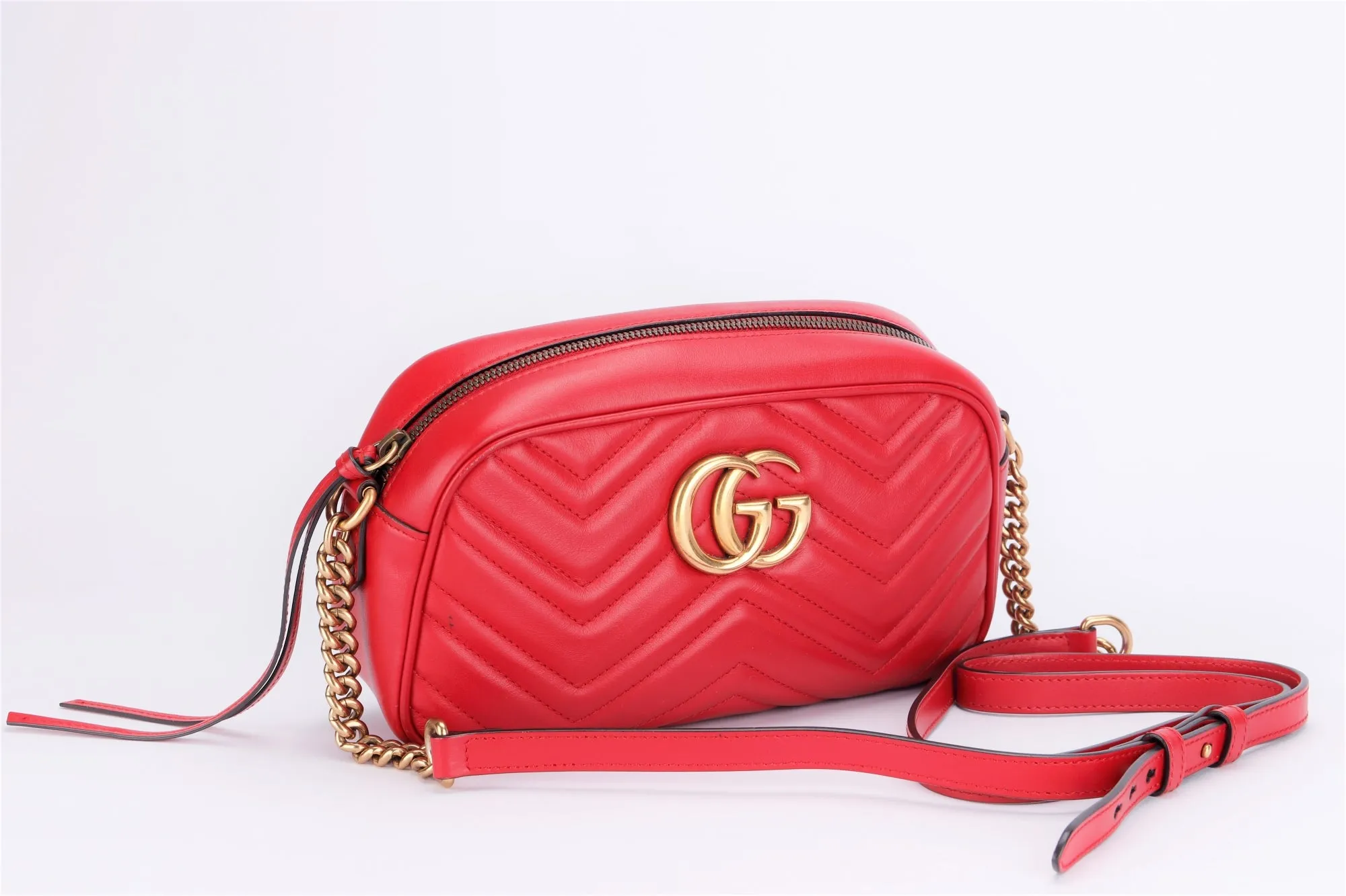 Gucci GG Marmont Shoulder Bag (447632 204991) Red Color Leather, Gold Hardware, no Dust Cover