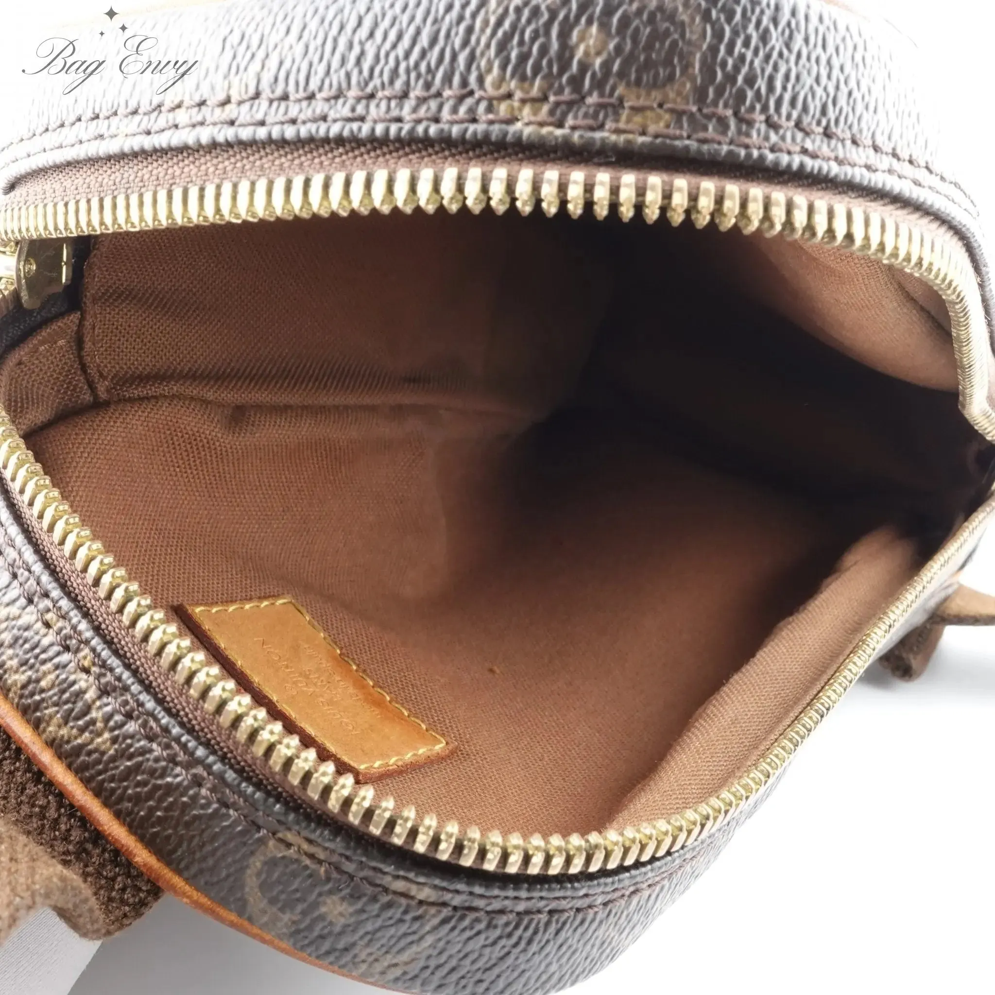 LOUIS VUITTON Monogram Pochette Gange