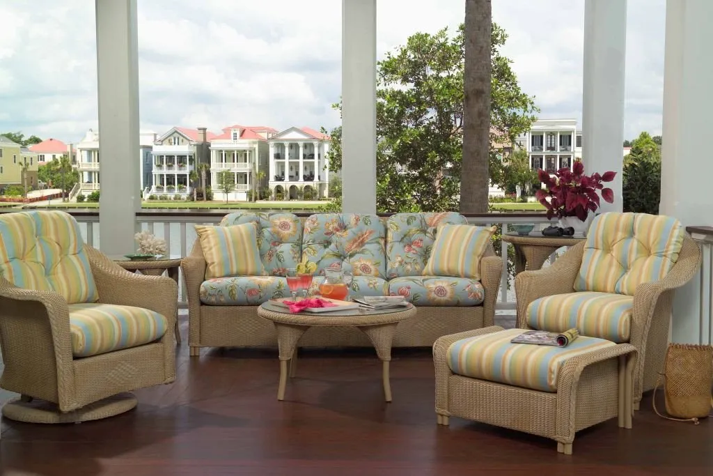 Reflections Outdoor Wicker Love Seat