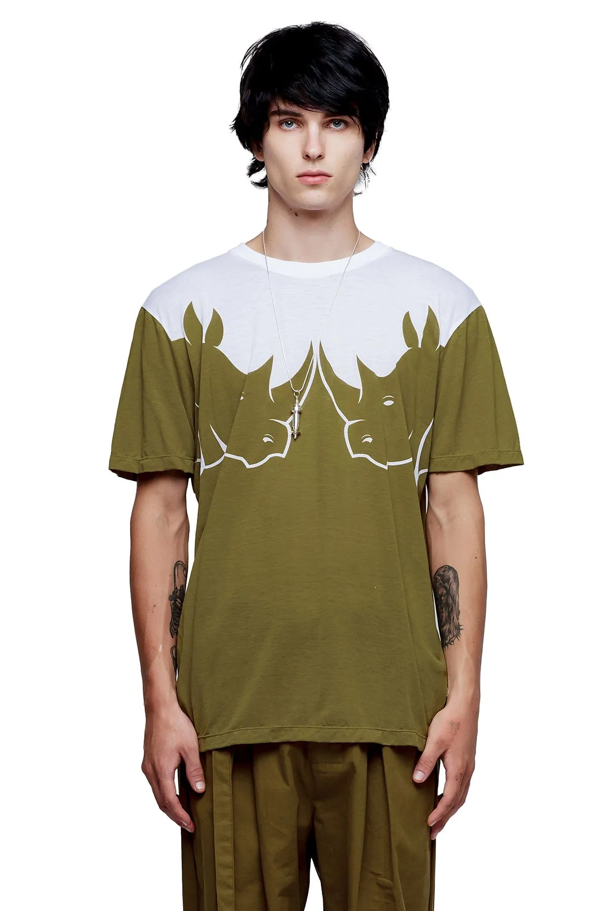 RHINO T-SHIRT IN OLIVE